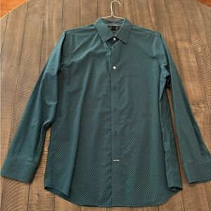 Banana Republic Green micro dot button down - Medium- GREAT COLOR FOR CHRISTMAS